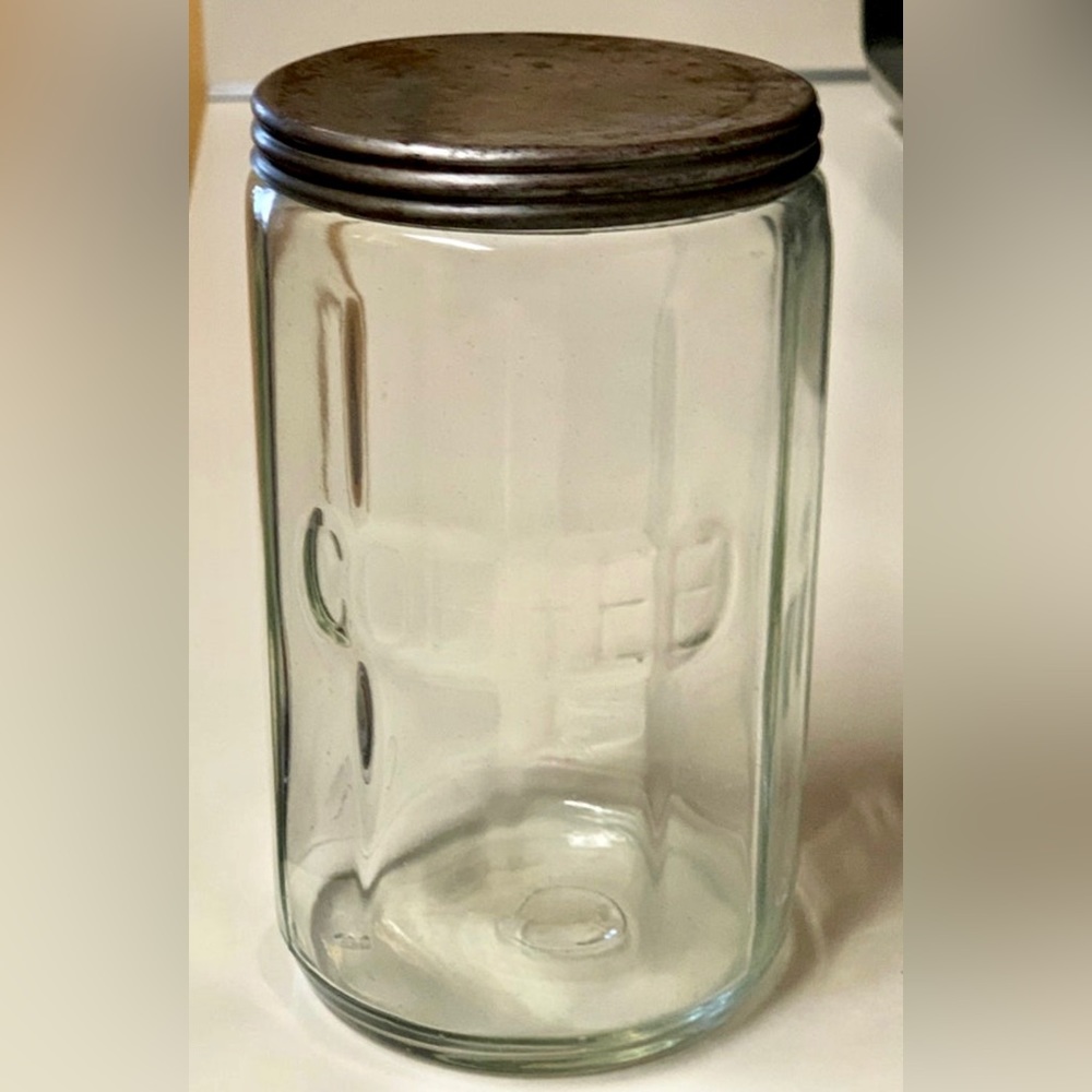 Vintage 1920s Ribbed Metal Lidded 7” Hoosier Glass Antique Coffee Jar